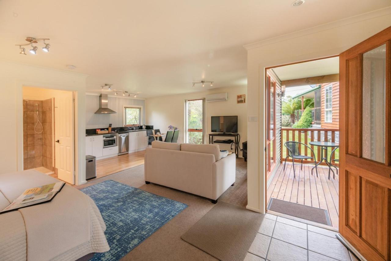 Aloft Boutique Accommodation Strahan Bagian luar foto