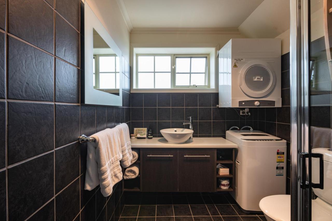 Aloft Boutique Accommodation Strahan Bagian luar foto