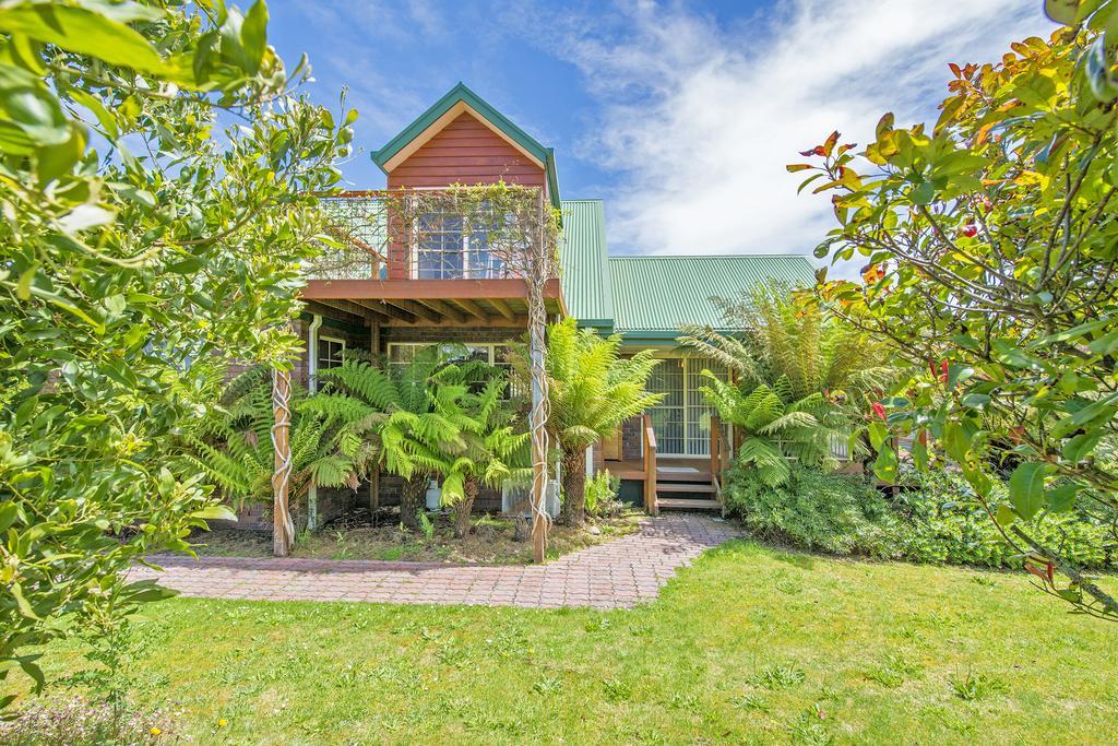 Aloft Boutique Accommodation Strahan Bagian luar foto