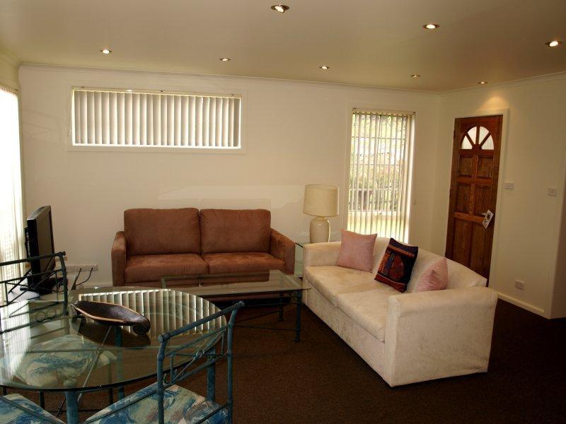 Aloft Boutique Accommodation Strahan Bagian luar foto